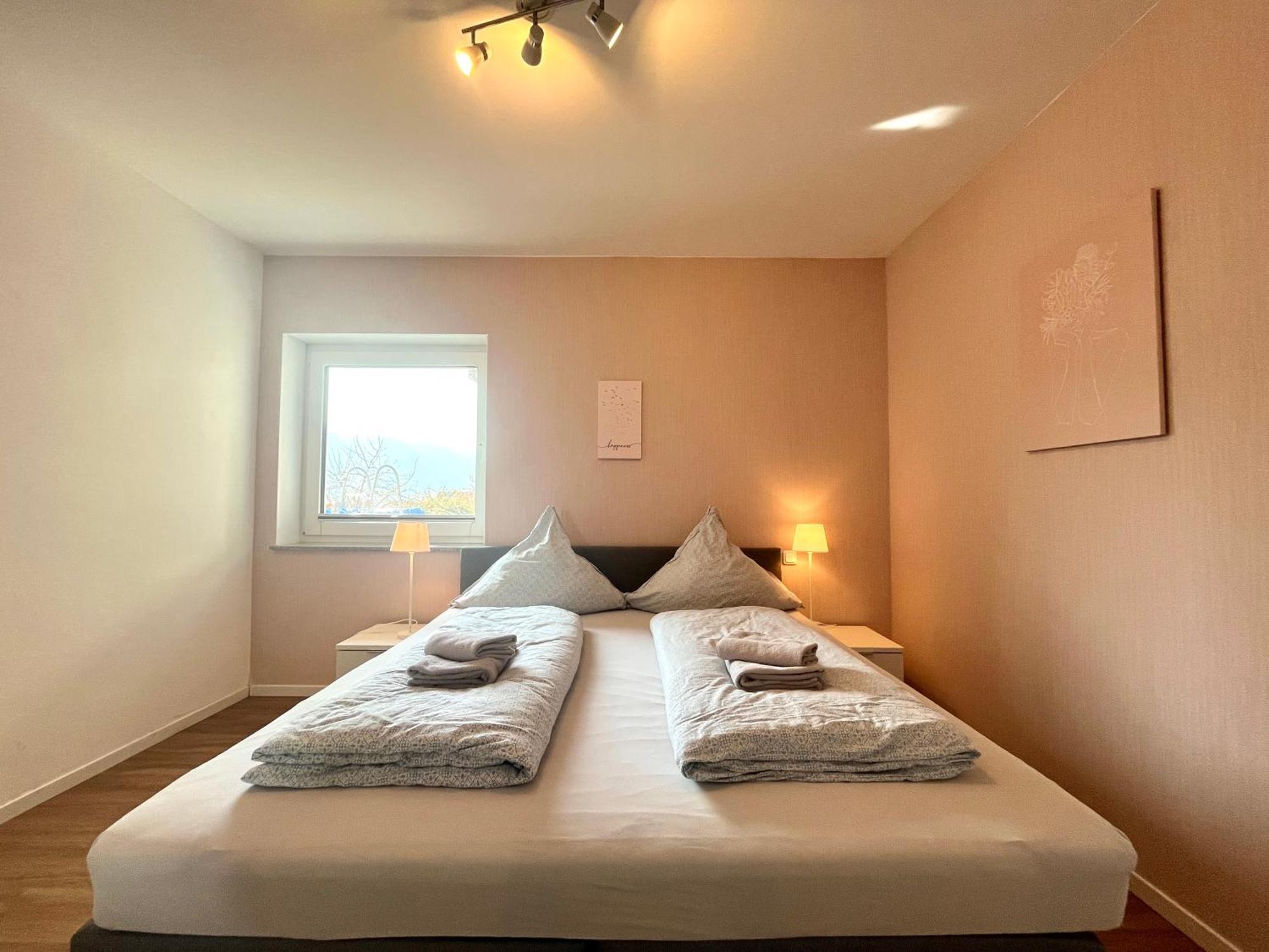 Ferienwohnung Sonnenterrasse, 1-4 Personen, 2 Schlafzimmer, Grosse Terrasse Müden エクステリア 写真